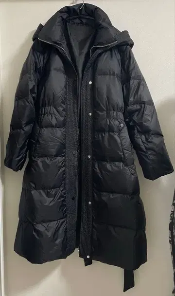 블랙 롱 다운 자켓