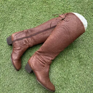 브라운 가죽 롱 부츠 중간 힐