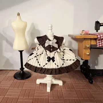 [ 핸드메이드 ] 리본 무늬 코듀로이 원피스(미색)*여아 사이즈