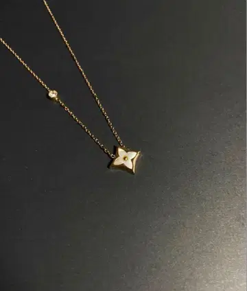 골드 별 모양 펜던트 목걸이