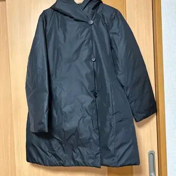 theory luxe 다운 자켓 허리 끈 없음