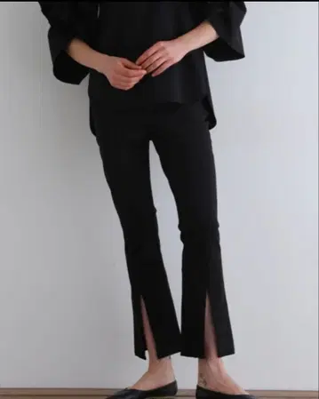 LE PHIL 르 필 팬츠 하이 스트레치 프론트 슬릿 팬츠