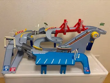 토미카 코스가 늘어나는! 2WAY 신나는 고속도로