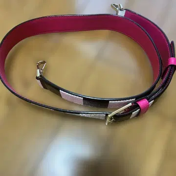 케이트스페이드 숄더 스트랩 블랙 화이트 체크 핑크 안감