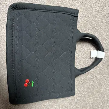 블랙 퀼팅 토트백