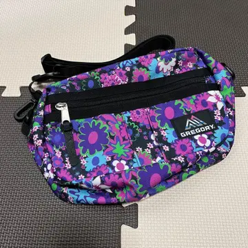 그레고리 숄더백