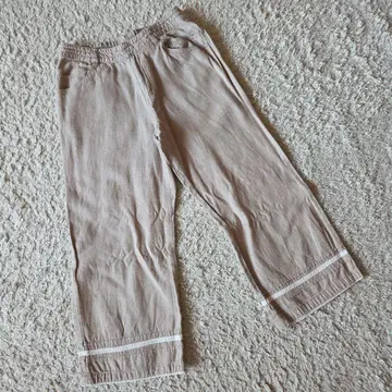 베이지 밑단 레이스 이지 팬츠