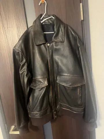 ZARA 빈티지 가공 가죽 자켓
