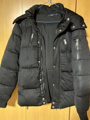 Cleagic 블랙 다운 자켓 M 사이즈