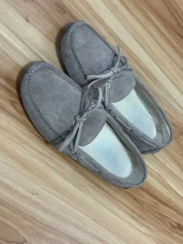 스웨이드 모카신 그레이 베이지