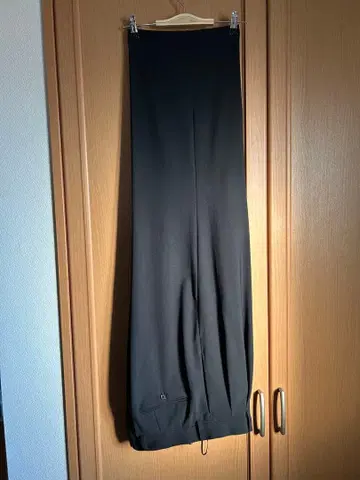 STERNBERG 스탠버그 2 플리츠 울 와이드 슬랙스