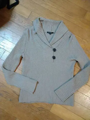 23구 베이지 계열 리브 스웨터 40