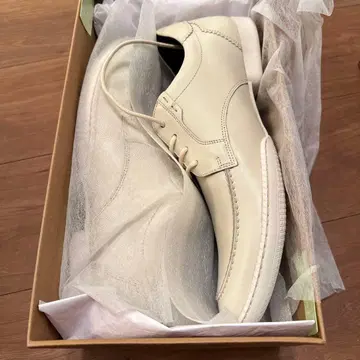 KATHARINE HAMNETT LONDON 화이트 가죽 신발