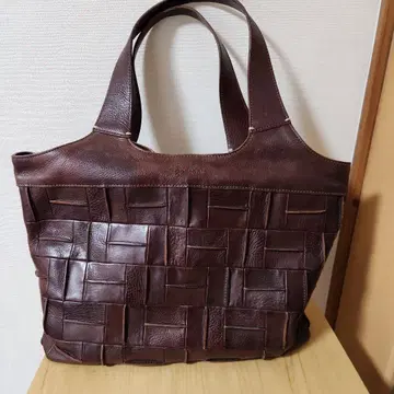 고리안 브라운 가죽 토트백