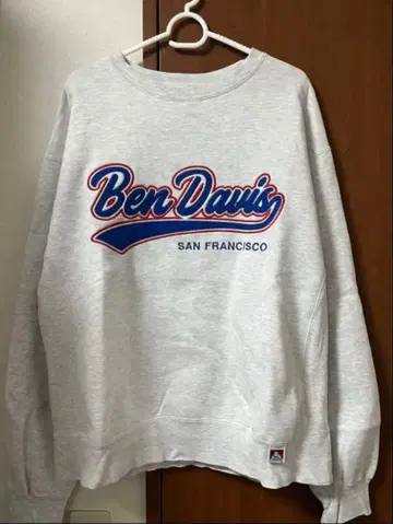 벤 데이비스 맨투맨 칼리지 트레이닝복