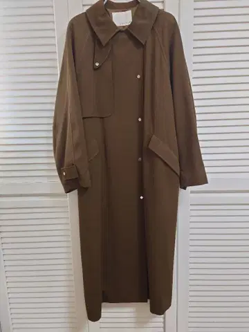 uncrave WHITE 개버딘 트렌치코트 브라운 카키