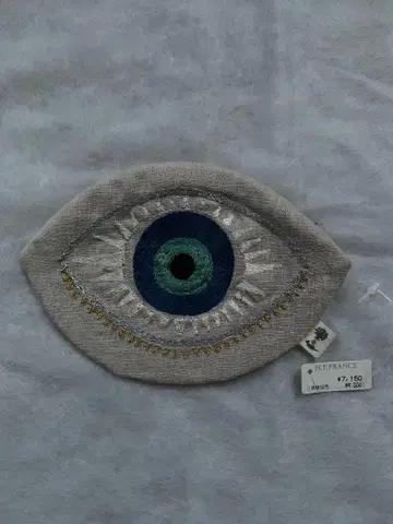 CORAL & TUSK 눈 모티브 파우치