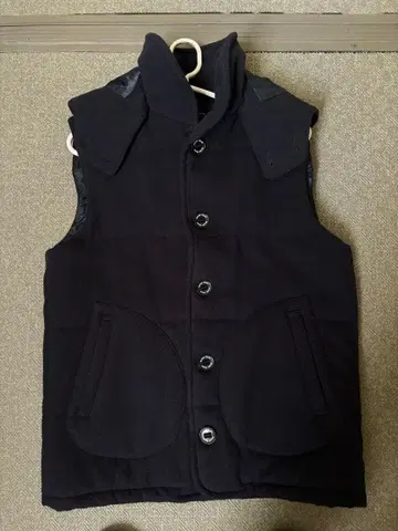 BEAMS HEART 후드 부착 베스트 M 네이비