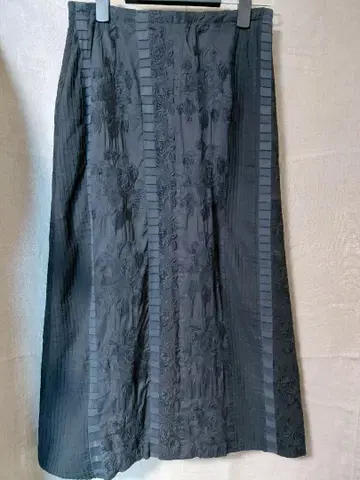 PJC 오오니시 카즈코 자수 콜라주 스커트 블랙