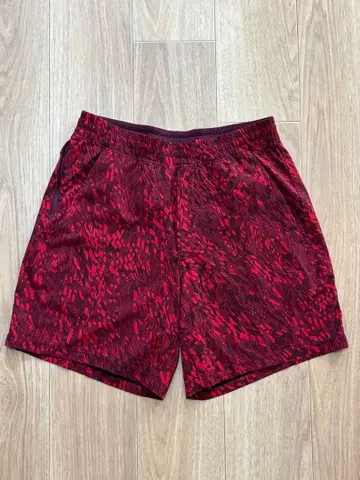 룰루레몬 새상품급 숏팬츠