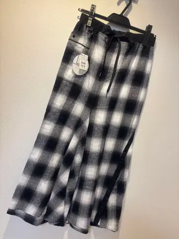 택 포함 새상품 19000엔 라슈드 LASUD 롱 스커트