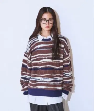 7G 랜덤 보더 풀오버