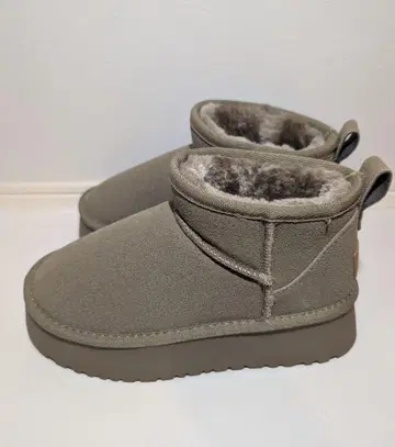 [새상품] 인기 어그 부츠 그레이 22.5cm