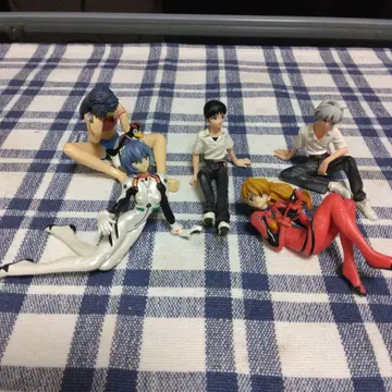 에반게리온 피규어 세트 5체