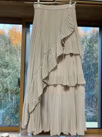 SNIDEL 스나이델 시어 볼륨 플리츠 스커트