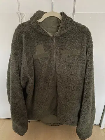 프릭스스토어 리버서블 플리스