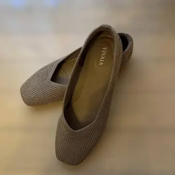 VIVAIA 라메 펌프스