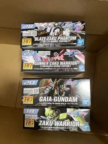 새상품 미조립 가이아 자쿠 블레이즈 자쿠 팬텀 가나자쿠 워리어 건담