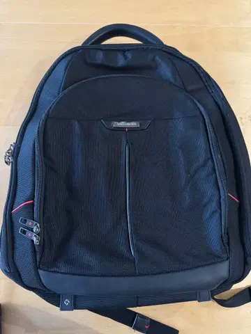 Samsonite 블랙 백팩