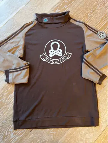 MARK & LONA 브라운 터틀넥 셔츠 48