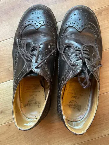 Dr. Martens 닥터마틴 윙팁 가죽 슈즈