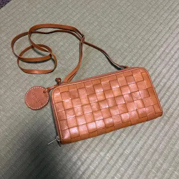 주케로 필라토 지갑 숄더백