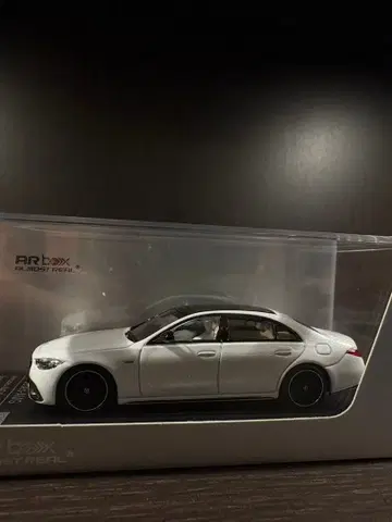 Mercedes AMG S63 e Performance