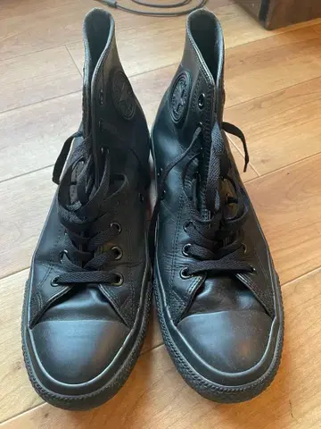 Converse 블랙 하이컷 스니커즈 가죽