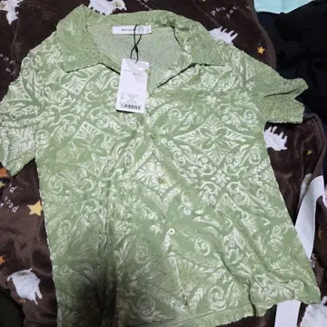 MOUSSY 꽃무늬 반팔 셔츠 그린