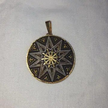 상감 세공 스페인 다마스키나도 펜던트 탑 기하학적 별