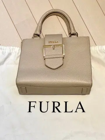 FURLA 그레이 핸드백 수납 가방 포함