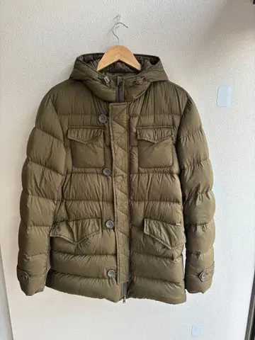 Herno 후드 부착 올리브 다운 자켓 48