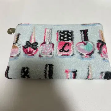 러브리 바이 페이러 플랫 파우치