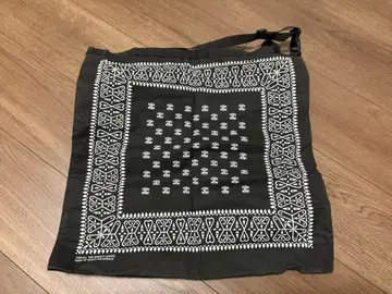 pizzaofdeath 반다나 패턴 보냉 백