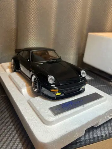 1/18 PORSCHE 911 ( 930 ) TURBO 완간 미드나잇