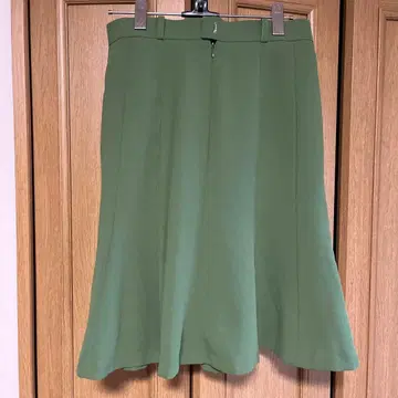 Hampstead 그린 플레어 스커트 무릎 기장