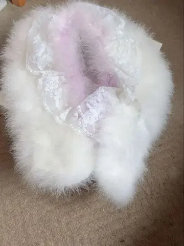 성인식 숄 (화이트 퍼와 레이스)