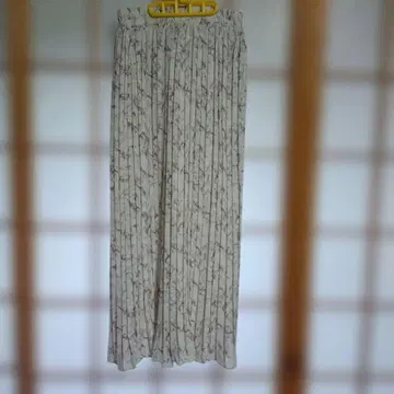 꽃무늬 플리츠 롱 스커트