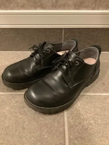 BIRKENSTOCK 길포드 40 드레스 슈즈