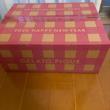 GELATO PIQUE 2026 HAPPY NEW YEAR 박스